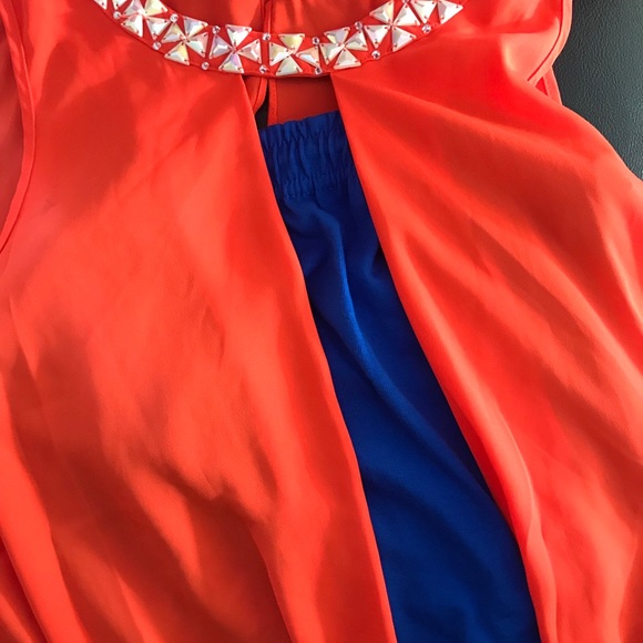 Orange Light weight open front bead blouse - Picture 2 of 2